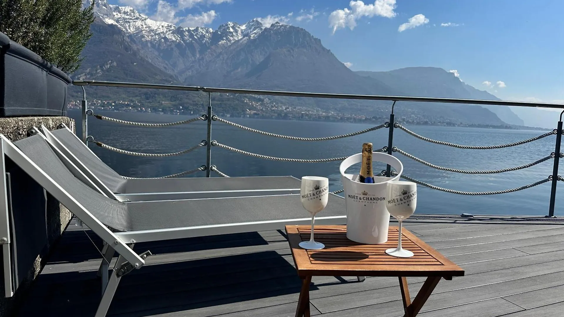 אורחן Oliveto Lario Al Molo 5 - Lake Front